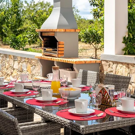 Rodrigues Вилла *